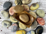 THE ARTISAN'S COFFEE AND CINNAMON STONE SOAP