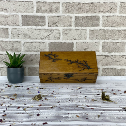 THE ARTISAN'S WOODEN TEA  BOX 1